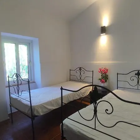 Ferienhaus Novo Estômbar