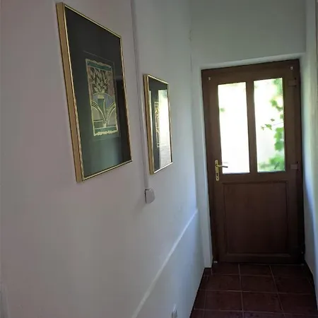 Novo * Estômbar